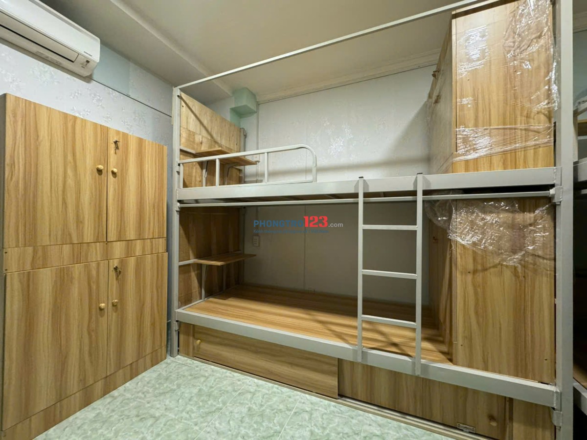 KTX Nữ Cách Mạng Tháng Tám Quận 10 Giá Chỉ Từ 1.700.000đ/Tháng