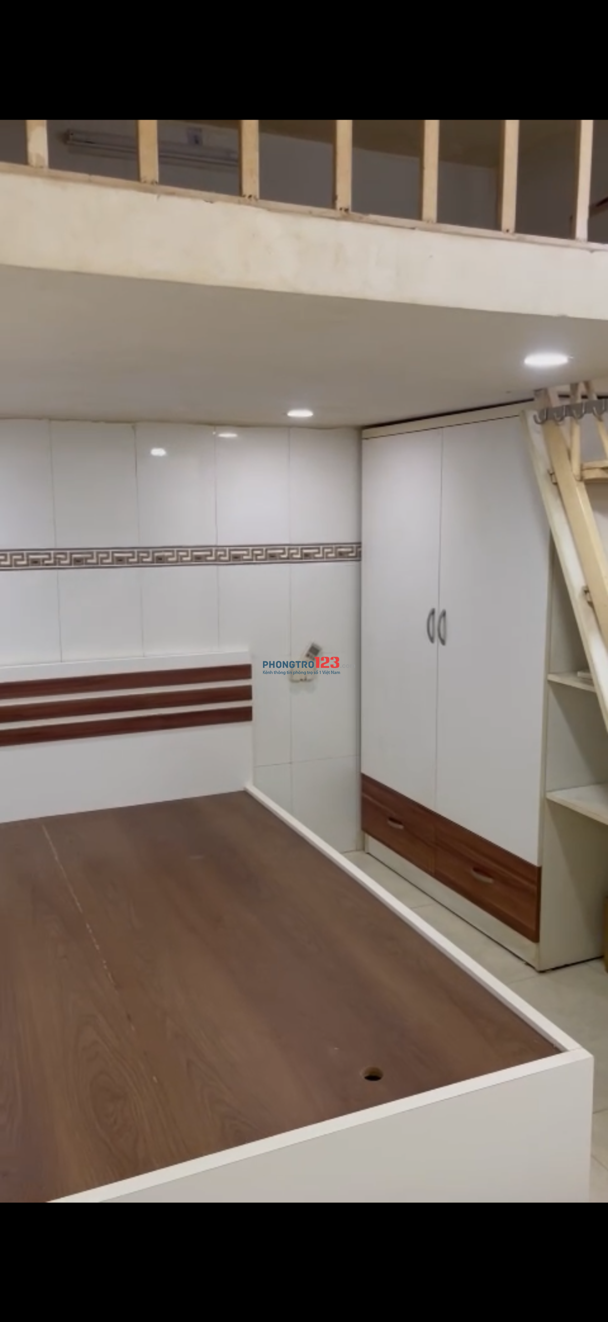 Chung cư cũ ngay trung tâm, tiện đi làm đi học