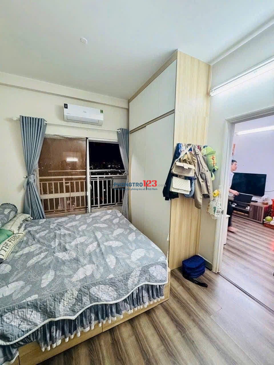 Chung cư Bàu cát, Tân BÌnh căn 2p ngủ, có nội thất giá 10tr/th