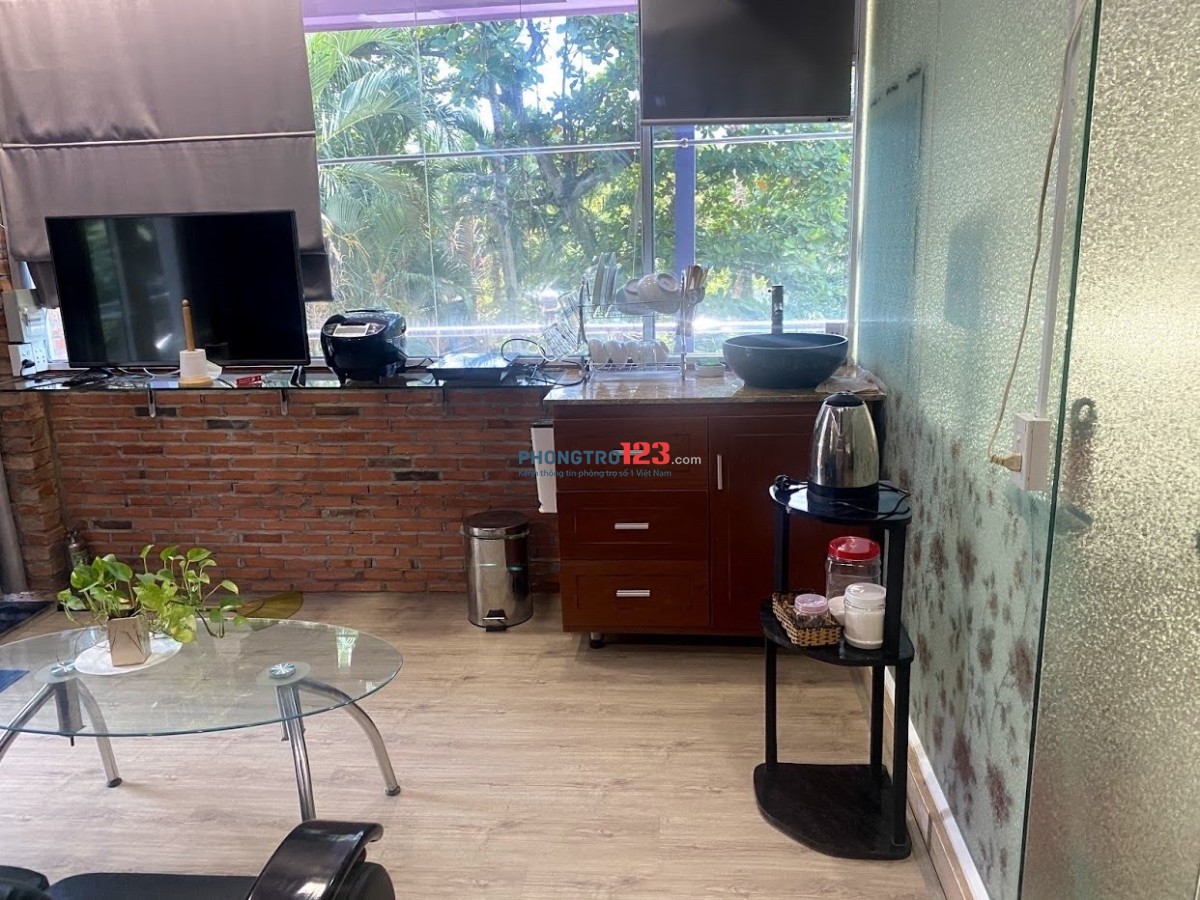 Phòng studio lầu 1 - mặt tiền Bình Quới ph 28- 30m2