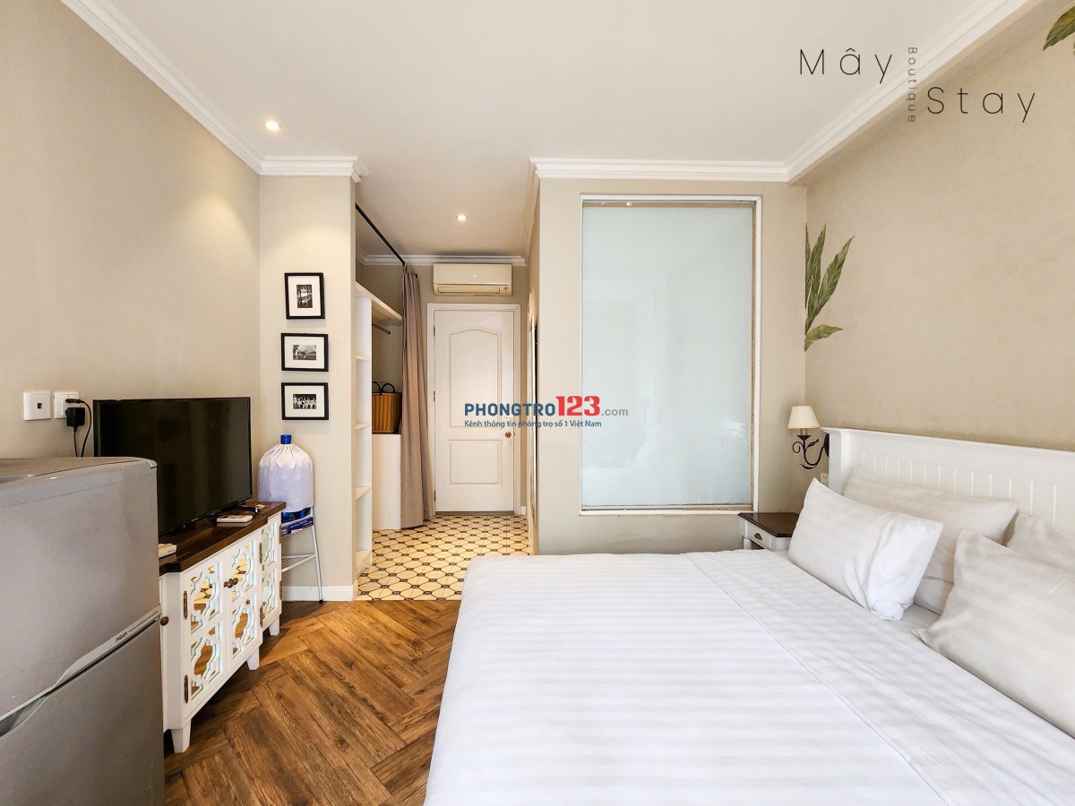 Cho thuê CHDV full nt, ban công gần lotte, tdtu, rmit dễ dàng đi qua q1,4,8