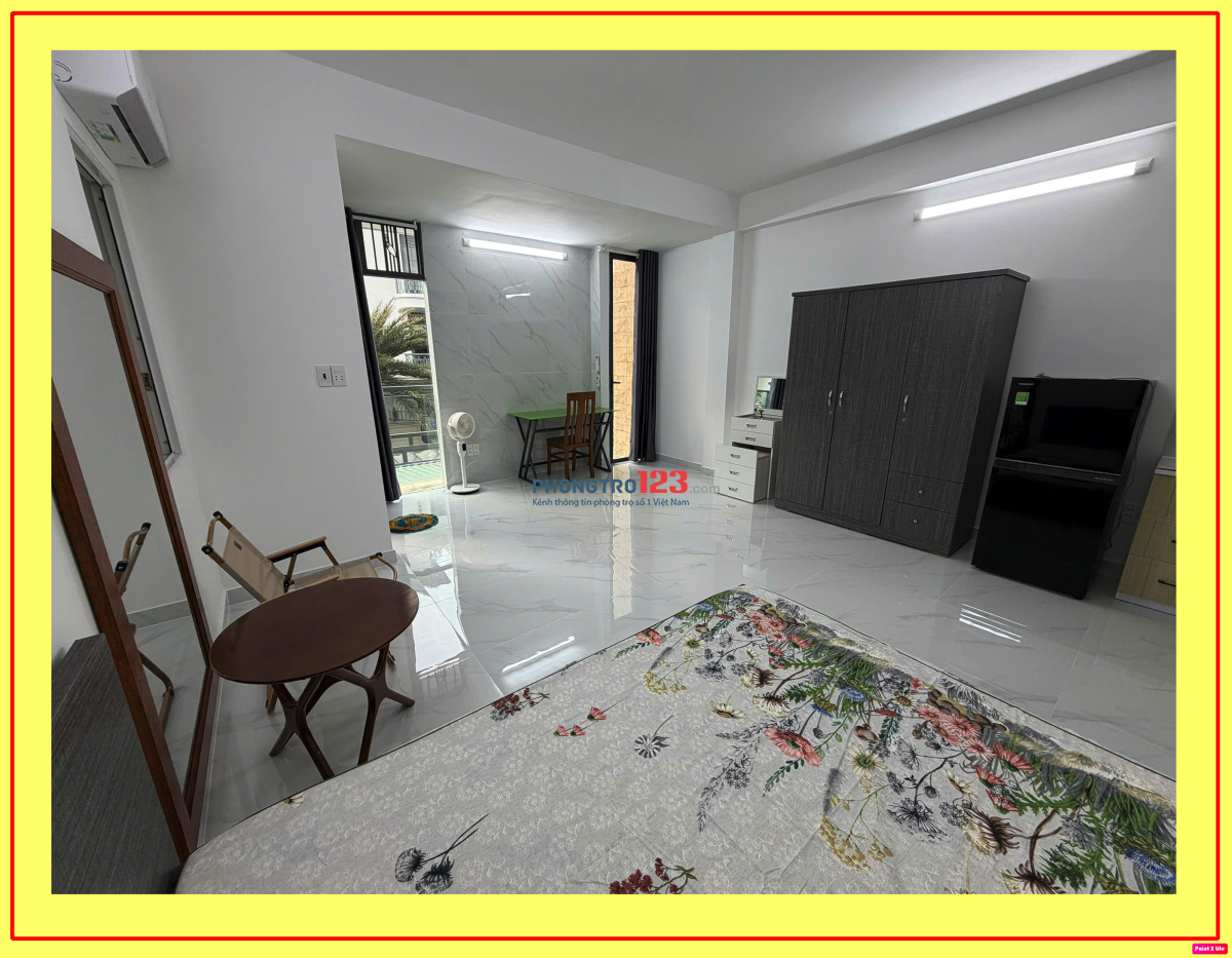 Phòng VIP luxury biệt thự Bình Lợi, full nội thất, có ban công