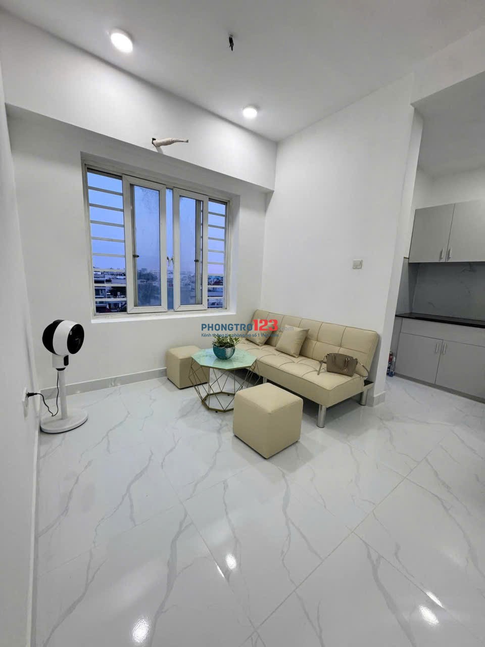 Chung cư Z751 Phan Văn Trị, GV: 70m2, Full NT, nhà mới, 11triệu, 2PN