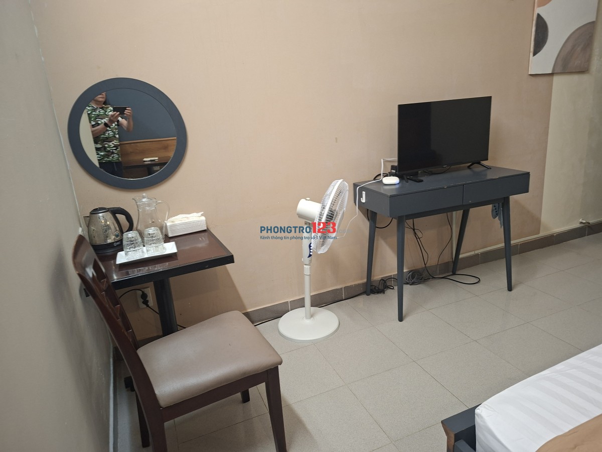 Cho thuê phòng đủ tiện nghi tại phố đi bộ Bùi Viện .