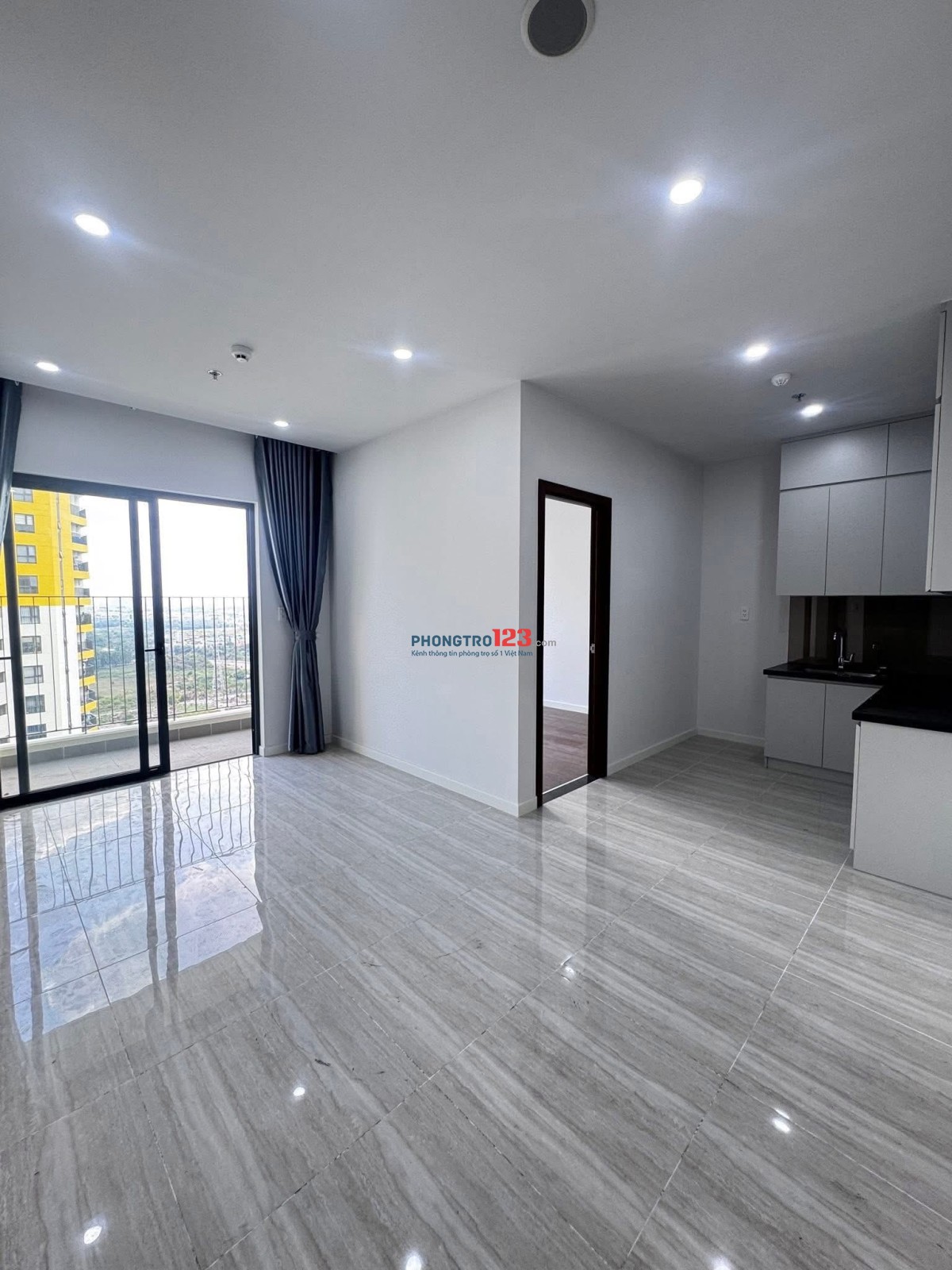  Căn hộ gần ĐHQG TP.HCM - Ga Metro ĐHQG | Cho thuê căn hộ 2PN 2WC Bcons City giá chỉ 5,5 tr/tháng