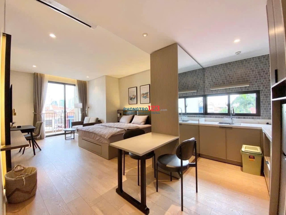 Cho Thuê Căn hộ tách bếp, ban công Nguyễn Trãi Cống Quỳnh, Quận 1