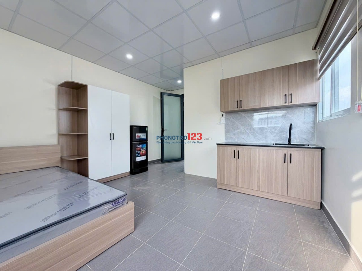 Cho thuê căn hộ studio 2 cửa sổ lớn, gần Đại học Văn Lang - Đường Đặng Thùy Trâm, Bình Thạnh