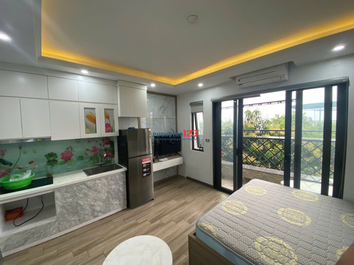 Cho thuê căn chung cư mini Studio ban công cực thoáng rộng, View hồ Tây bất tận. Chỉ 7tr
