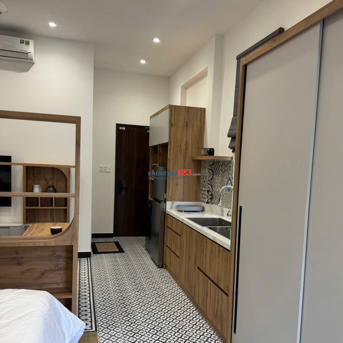 Cho Thuê Căn Hộ Full Nội Thất-Ban Công Nguyễn Trãi Cống Quỳnh