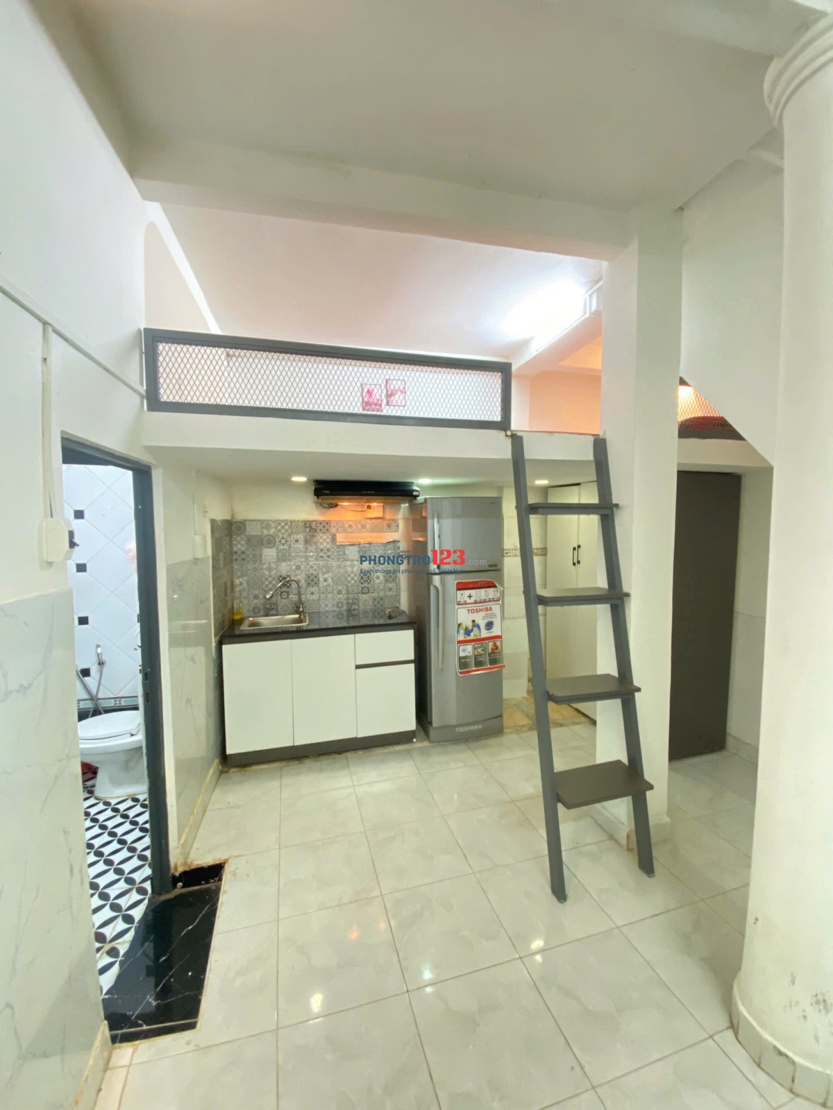 Pass căn duplex 2 gác. HỢP ĐỒNG CÒN 6 THÁNG