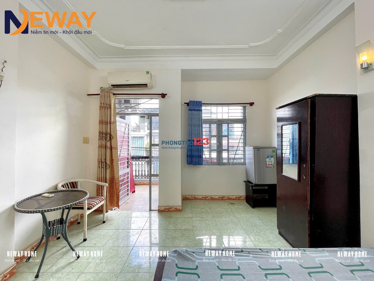 Phòng đủ Tiện Nghi ngay Trung Tâm quận Tân Phú