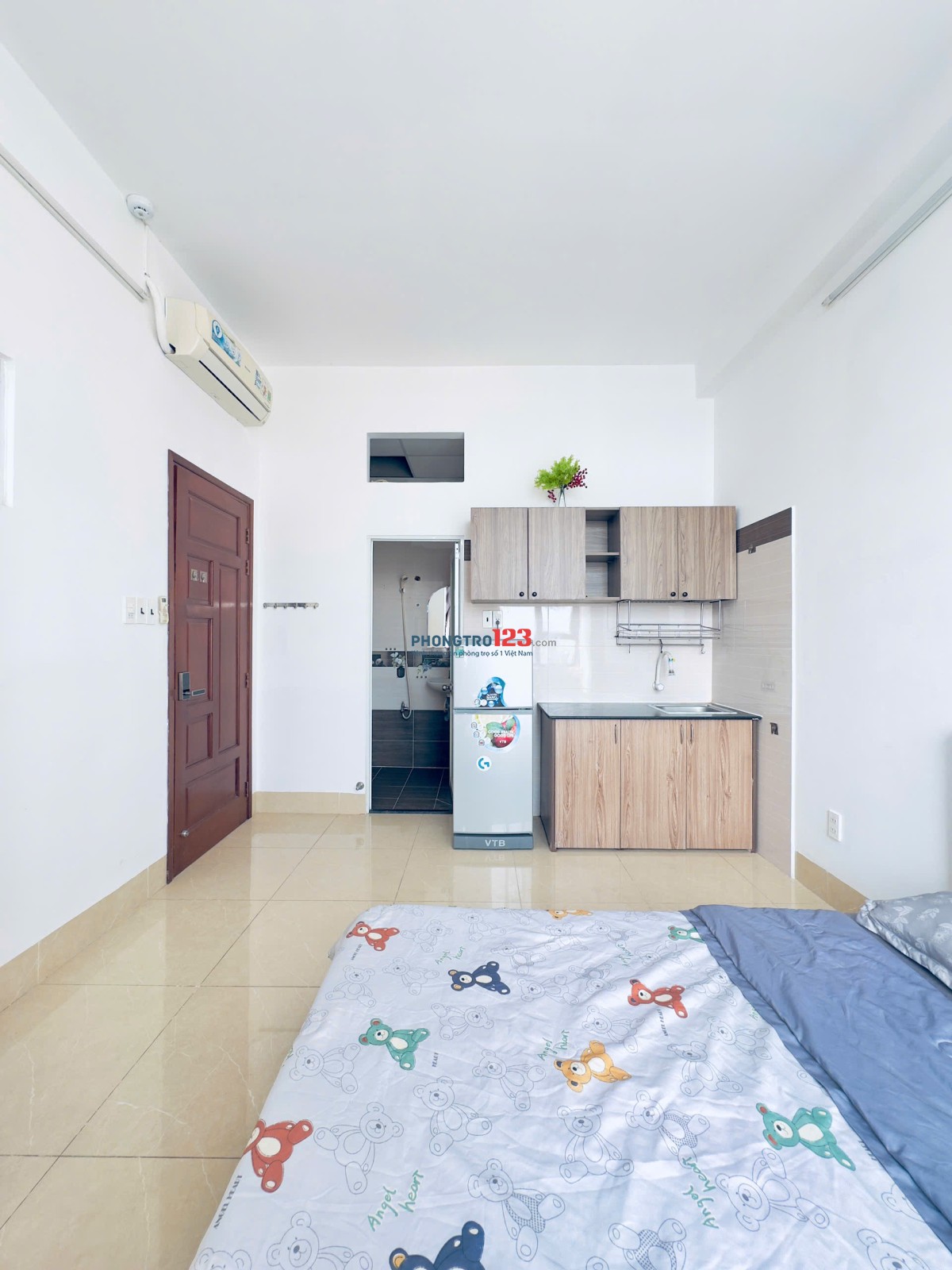 Phòng trọ đầy đủ tiện nghi có thang máy - cư xá Bắc Hải gần ĐH Bách Khoa, Huflt