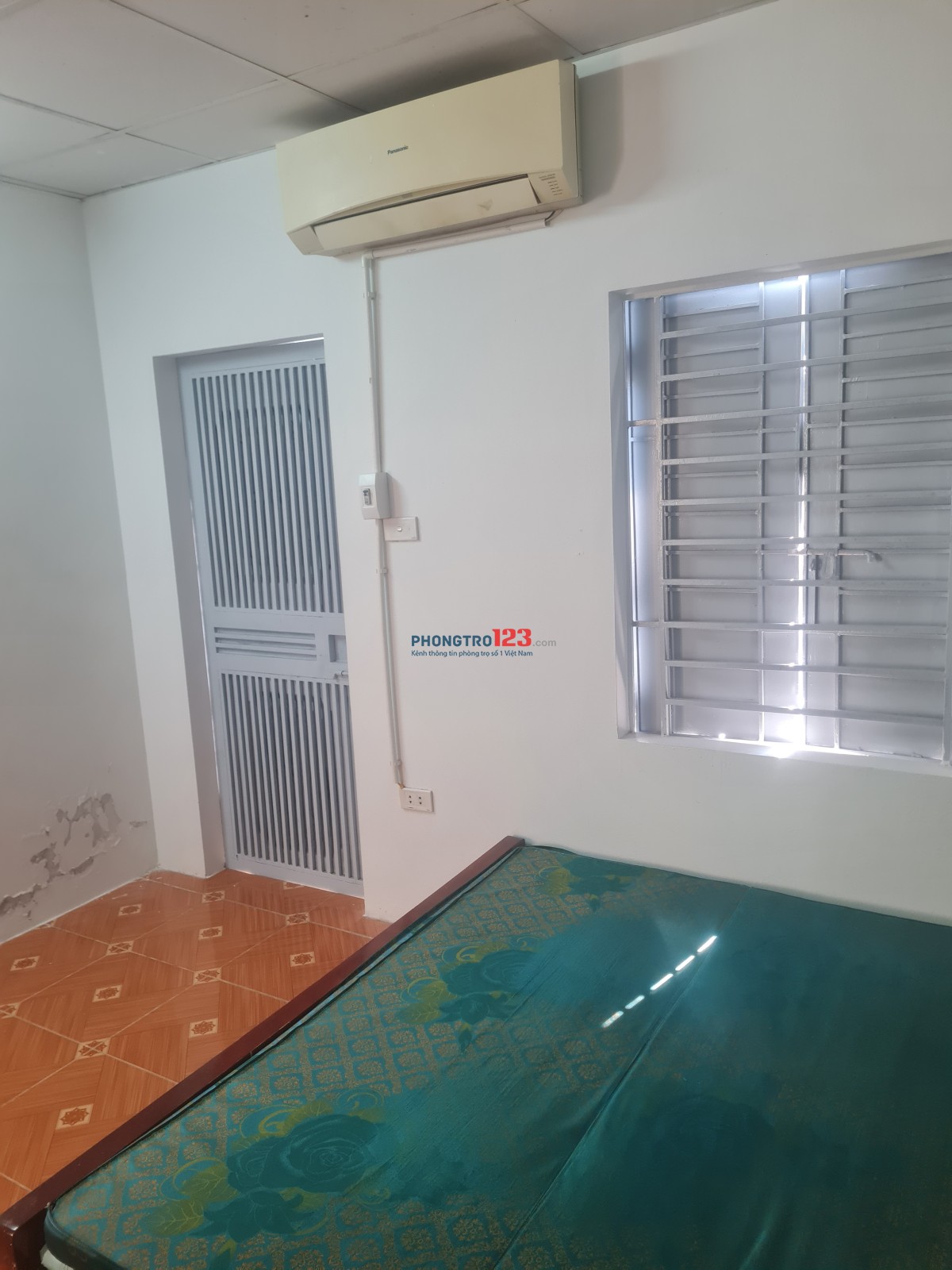 Phòng trọ có nội thất tại Tân Mai, chỉ từ 2 triệu/ tháng, có sân đậu ô tô