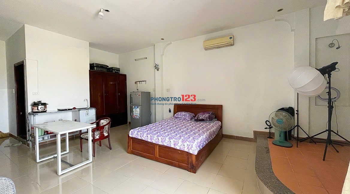 cho thuê căn hộ 45m2 có điều hoà, bếp, máy giặt, tủ lạnh