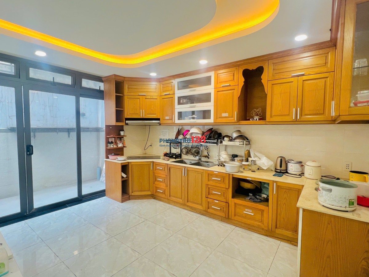 **KTX Nữ Full Nội Thất Đường Số 1C, Quận Bình Tân Chỉ 2 Triệu/Tháng**