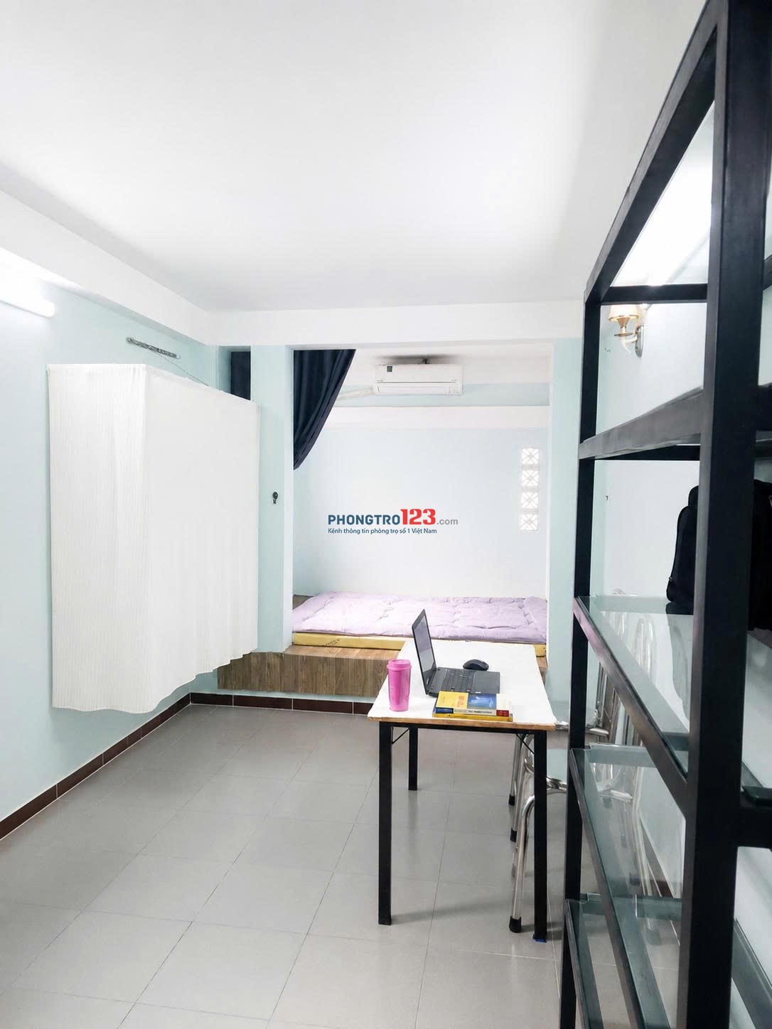 CHO 01 NỮ THUÊ PHÒNG 30M2, XVNT GIÁP QUẬN 1