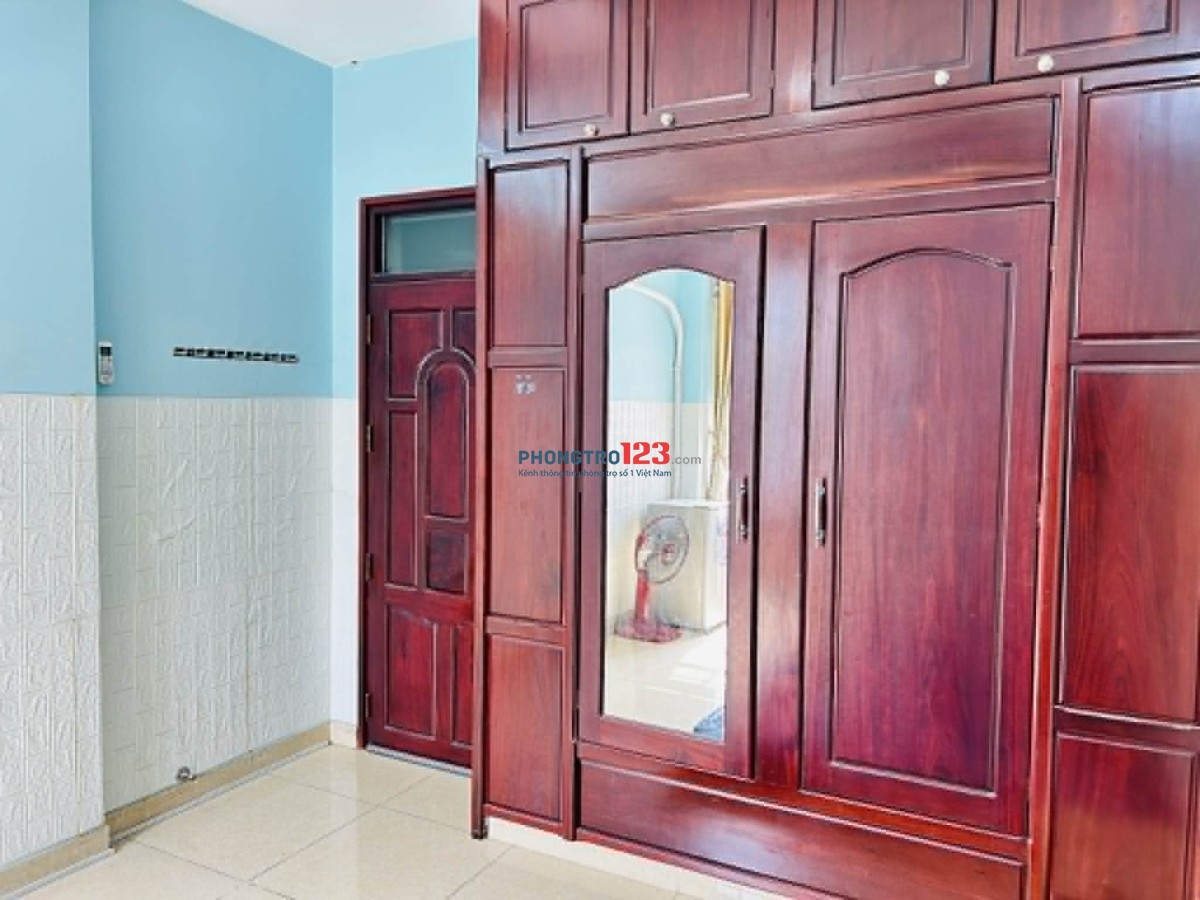 PHÒNG MẶT TIỀN Q11 - TRUNG TÂM PHÚ THỌ - FULL NỘI THẤT CÓ 3TR/THÁNG