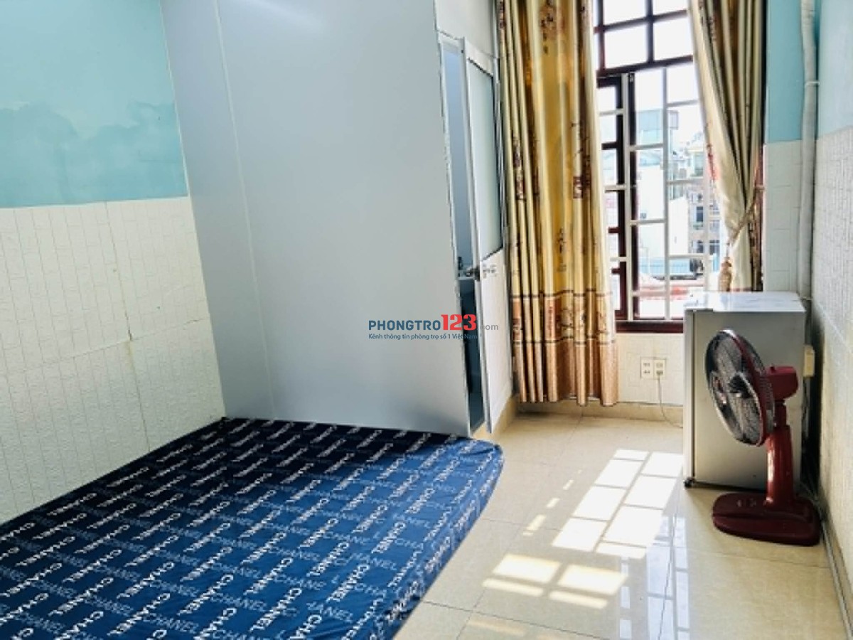 PHÒNG MẶT TIỀN Q11 - TRUNG TÂM PHÚ THỌ - FULL NỘI THẤT CÓ 3TR/THÁNG