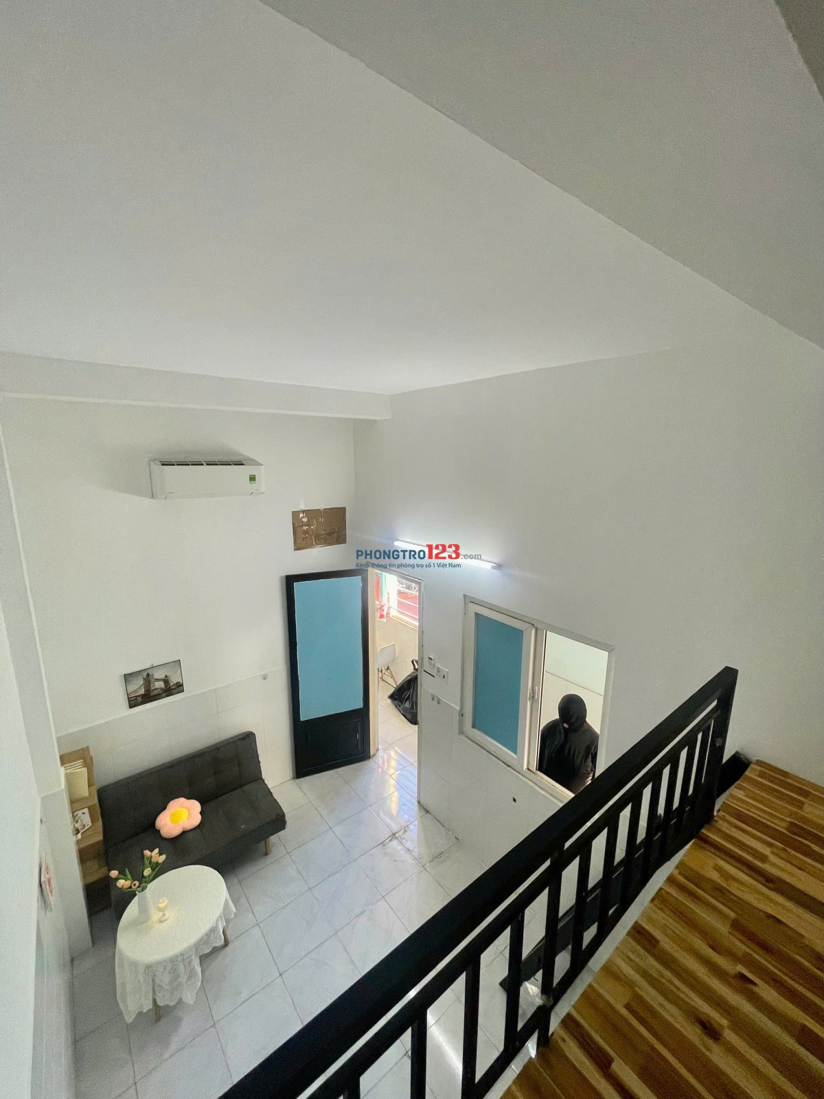 PHÒNG TRỌ GÁC CAO NGAY SAU LƯNG ĐẠI HỌC CÔNG THƯƠNG FULL NỘI THẤT