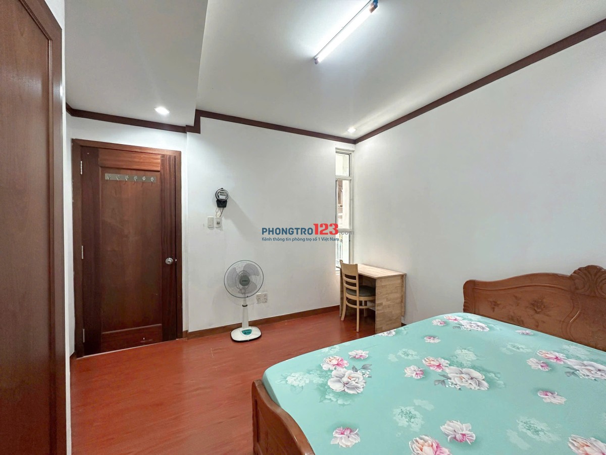 Phòng mới WC chung đầy đủ nội thất trong chung cư Hoàng Anh Thanh Bình với an ninh 24/24 ở Quận 7