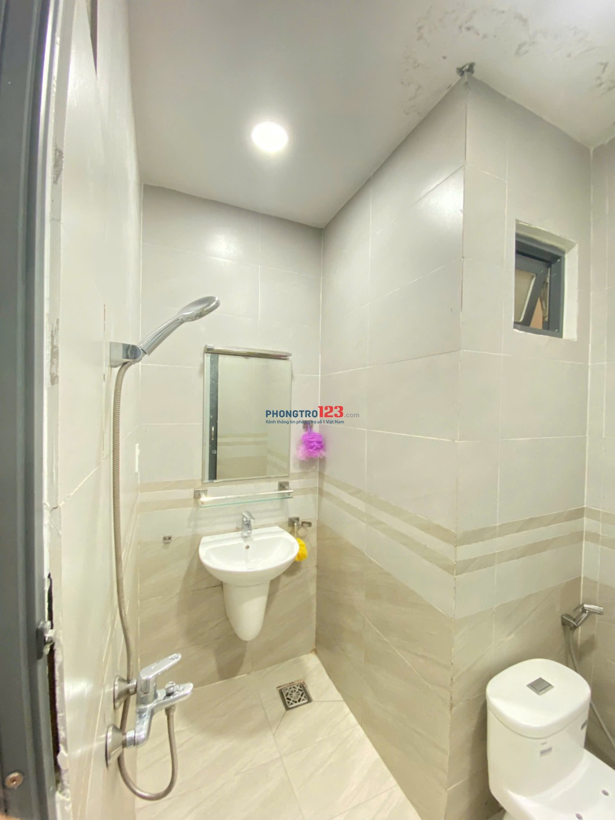 CHO THUÊ KTX Q5, Q10, PHÚ NHUẬN - GẦN TRƯỜNG, GIÁ TỐT CHỈ 1,3 TRIỆU