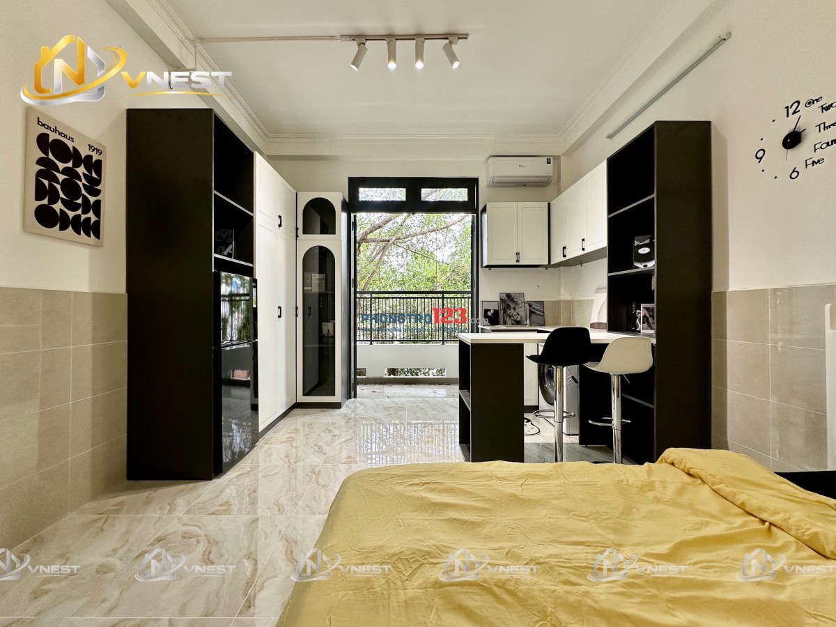 Căn Hộ Ban Công Gần Đại Học Bách Khoa & Đại Học Y Dược Full Nội Thất Trung Tâm Quận 10 Gần Quận 1