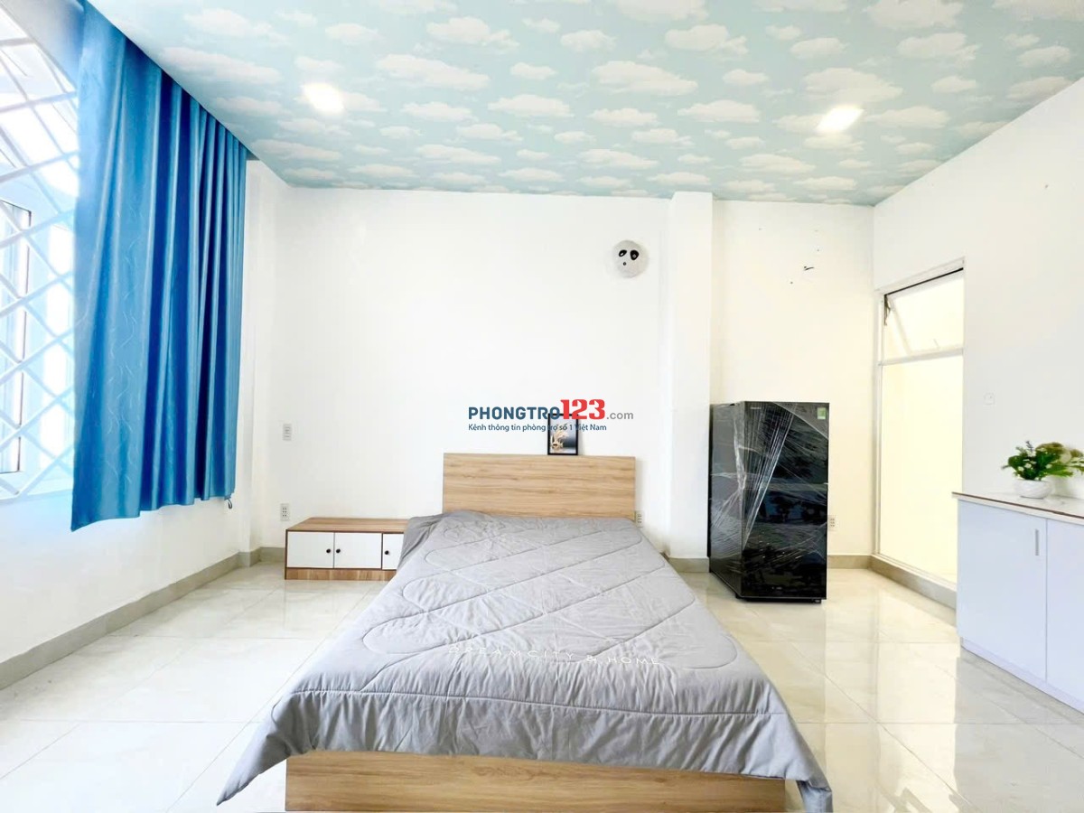 Cho thuê căn hộ Studio Cửa sổ Q4 gần ĐH Luật, ĐH Nguyễn Tất Thành, chợ 200, nhà thờ Xóm Chiếu