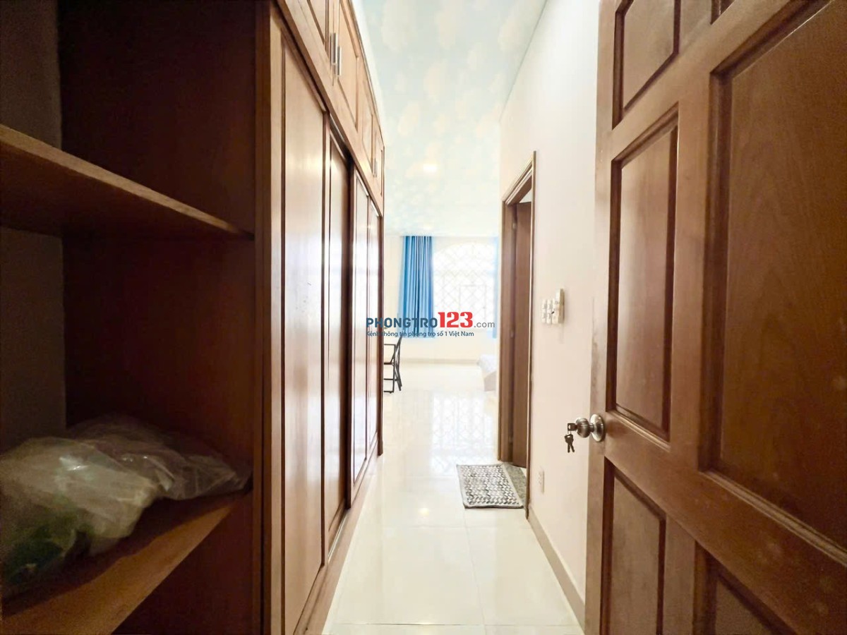 Cho thuê căn hộ Studio Cửa sổ Q4 gần ĐH Luật, ĐH Nguyễn Tất Thành, chợ 200, nhà thờ Xóm Chiếu