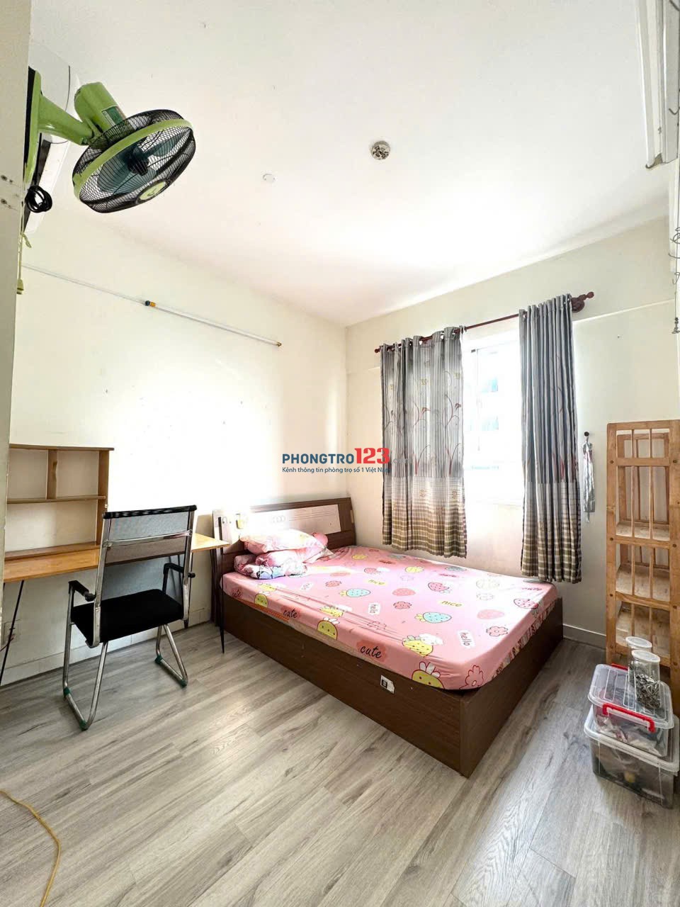 Chung cư 590 CMT8, Q3: 85m2, 2p ngủ, full NT, 11,5tr/tháng