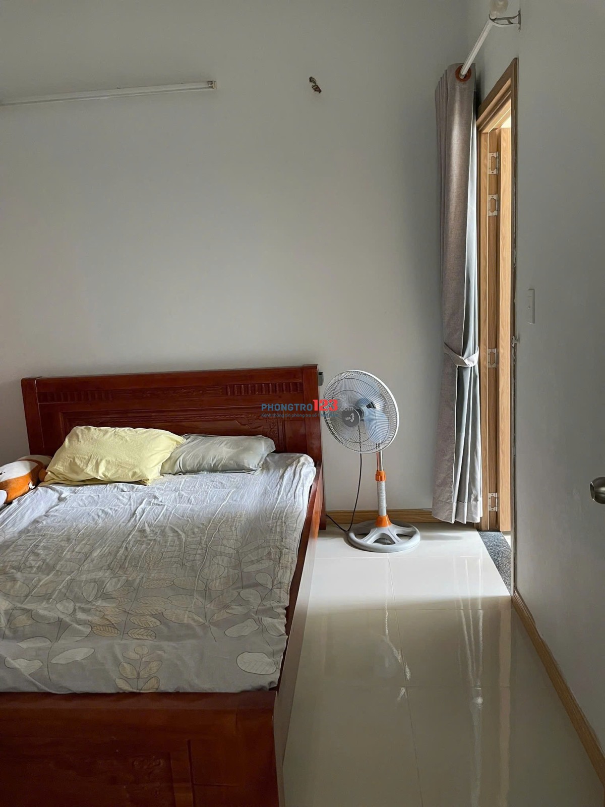 Chung cư Carillon 2 -Trịnh Đình Thảo, Tân Phú : 75m2, 2p ngủ, 2wc, NT, 10tr/th