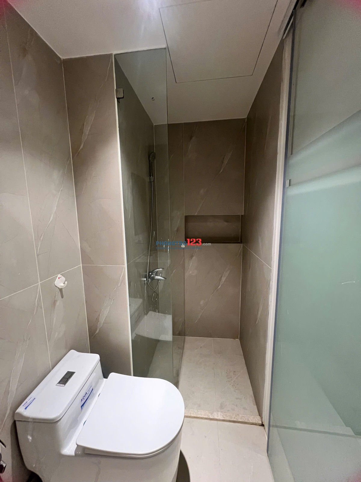 Căn Hộ 1PN Ban Công Gần ĐH Tôn Đức Thắng ĐH Nguyễn Tất Thành Full Nội Thất Gần Quận 1, Quận 4
