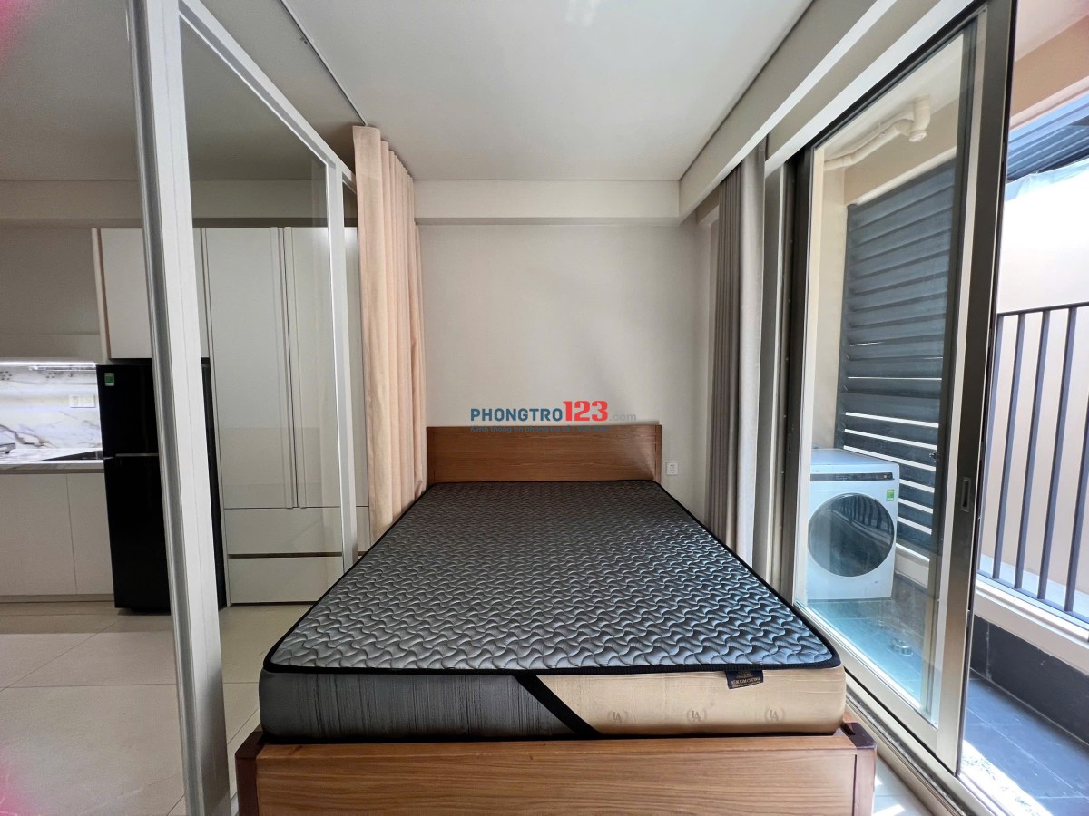 Căn Hộ 1PN Ban Công Gần ĐH Tôn Đức Thắng ĐH Nguyễn Tất Thành Full Nội Thất Gần Quận 1, Quận 4