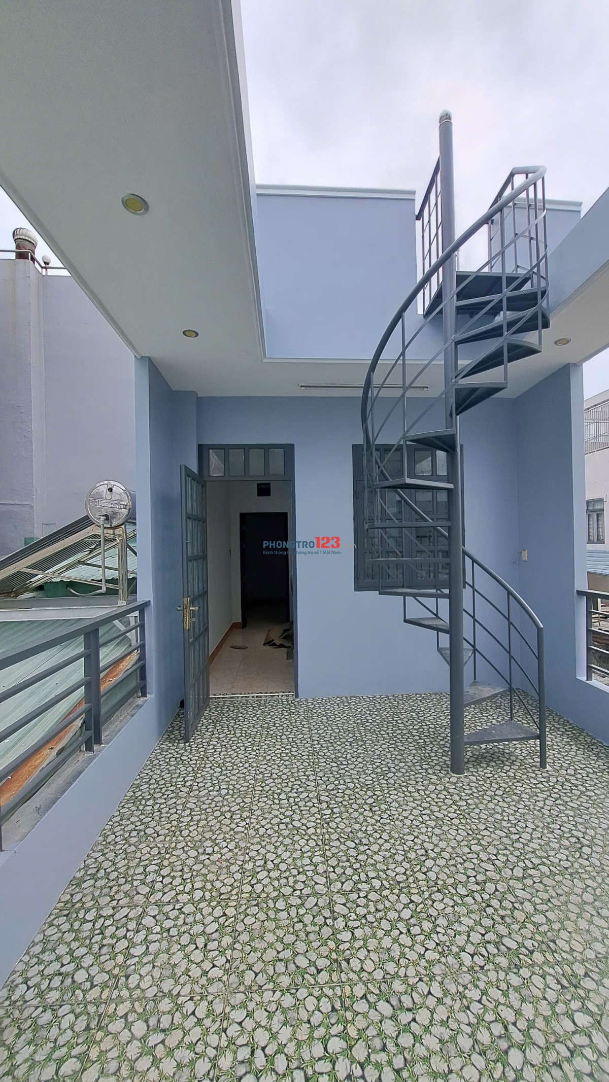 Nhà 3 phòng mới hẻm ba gác đường 3/2