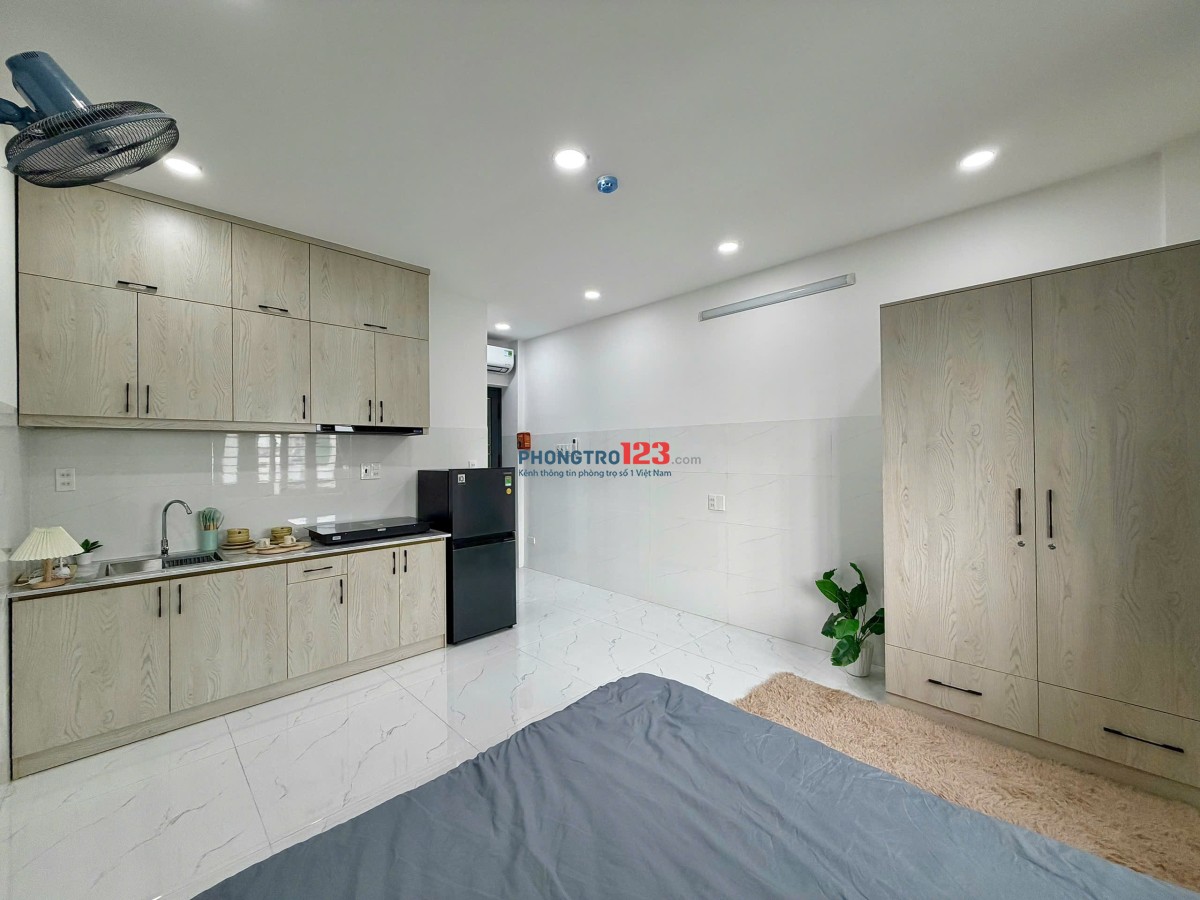 CĂN HỘ MỚI XÂY_NỘI THẤT CAO CẤP_Cửa Sổ_Ban Công Thoáng_ Ngay Lê Văn Khương, Mega Market.