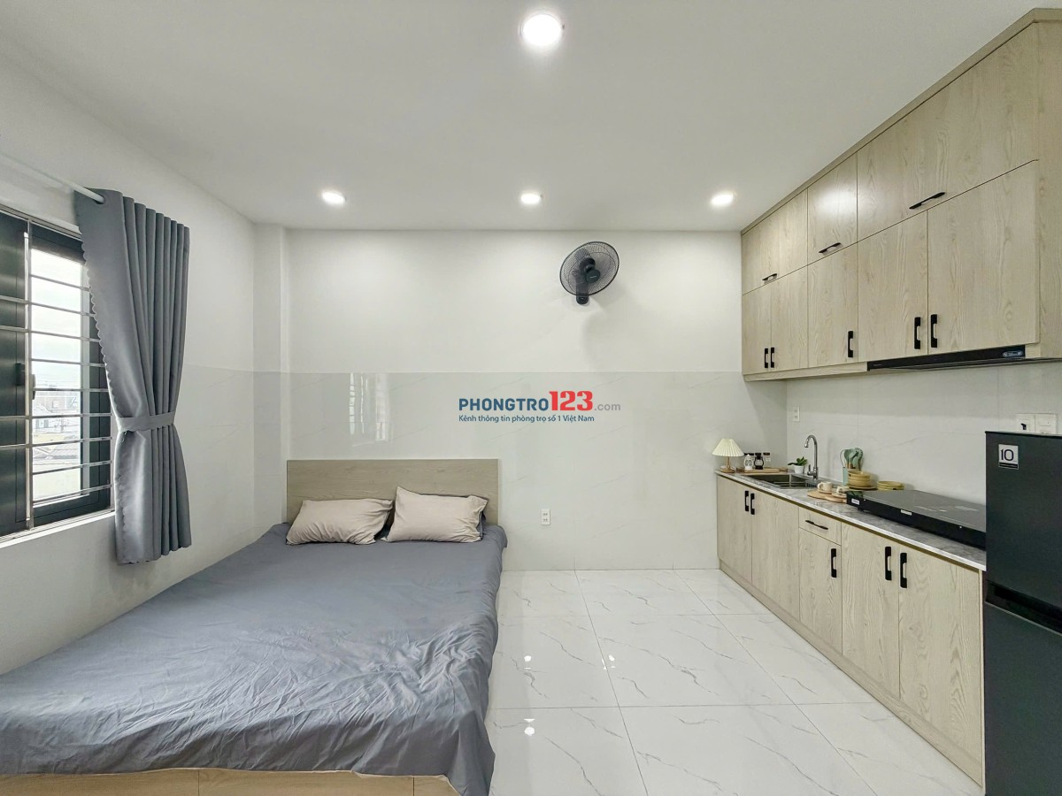 CĂN HỘ MỚI XÂY_NỘI THẤT CAO CẤP_Cửa Sổ_Ban Công Thoáng_ Ngay Lê Văn Khương, Mega Market.