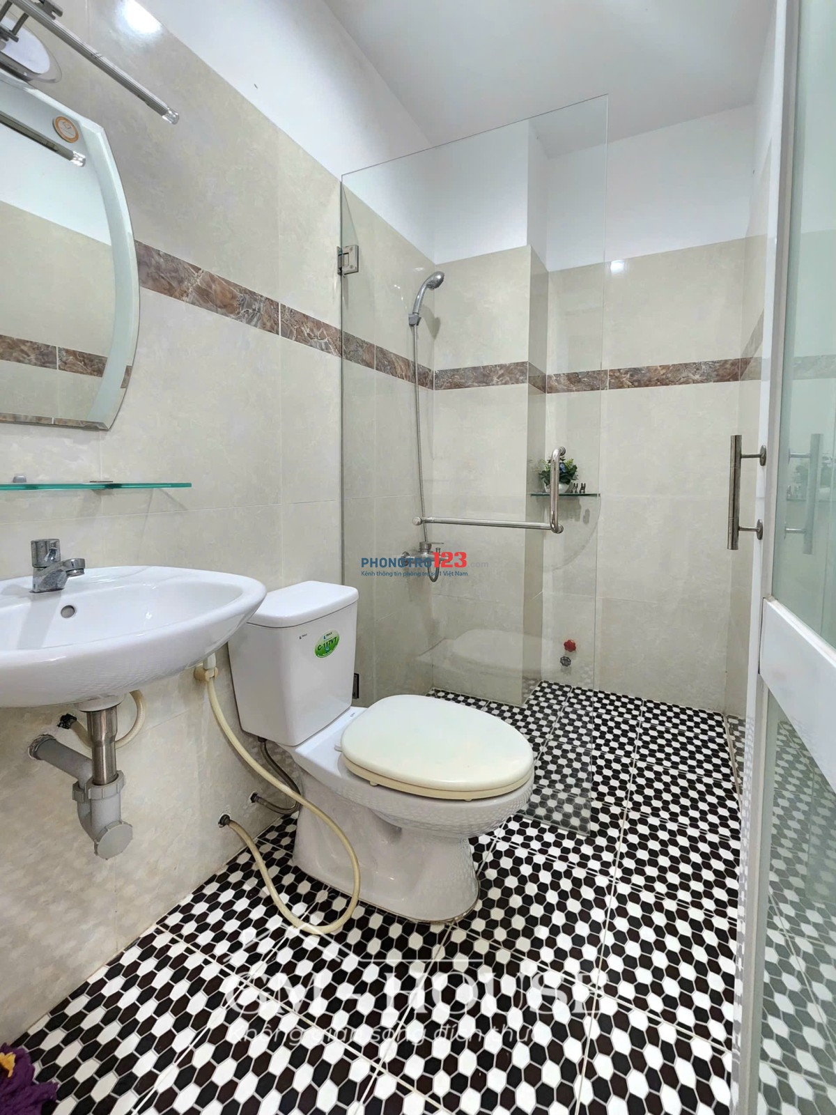 Cho thuê phòng cửa sổ trời siêu thoáng phòng đang trống sẵn ngay Trần Bình Trọng - Bình Thạnh