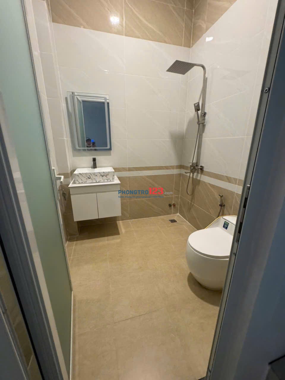 CHO THUÊ PHÒNG MẶT TIỀN PHẠM HÙNG NỐI DÀI