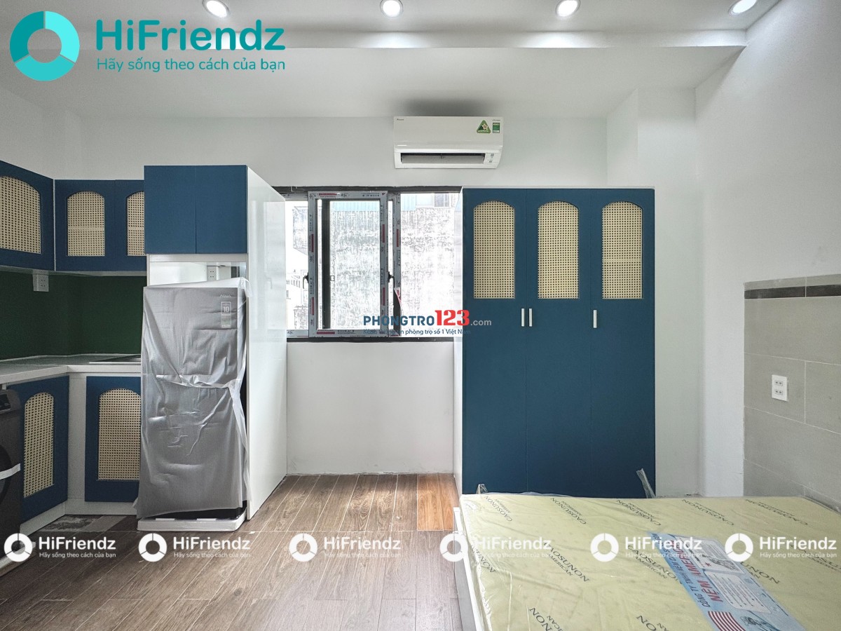 Khai chương căn hộ ban công, cửa sổ, máy giặt riêng - Nguyễn Gia Trí gần Hutech, UEF, HIU, FTU, UTH