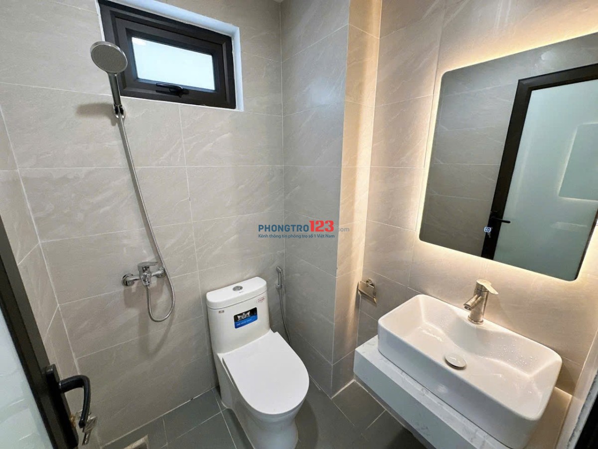 Khai Trương Mẫu Phòng Mới - Có Ban Công - Nội Thất mới gần Chợ Bà Chiểu