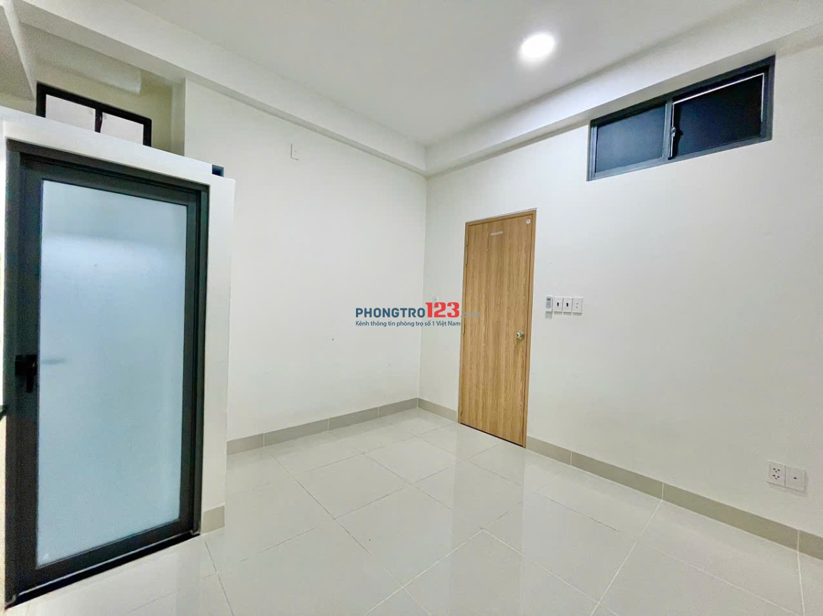 Bóc tem nhà mới xây full NT ngay CV Gia Định, gần ĐH IUH, BV 175