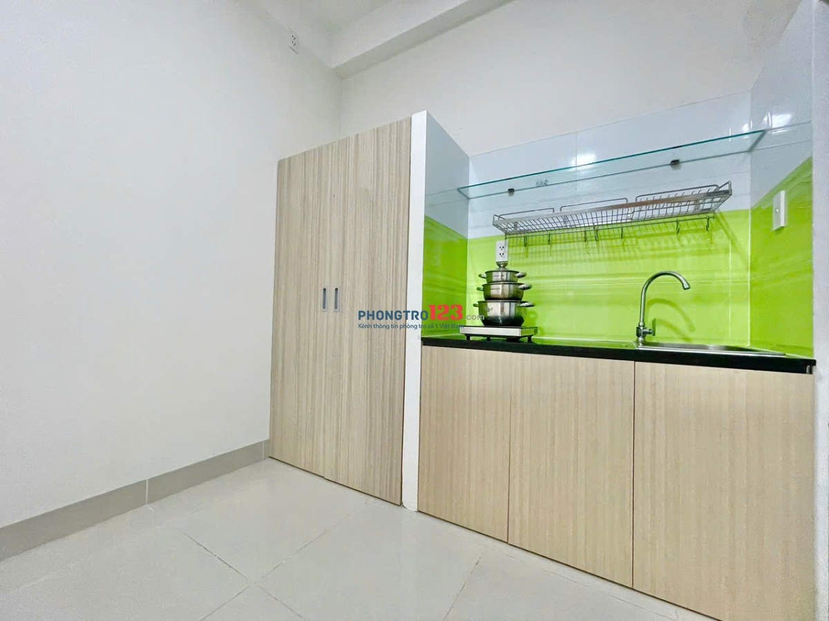 Bóc tem nhà mới xây full NT ngay CV Gia Định, gần ĐH IUH, BV 175