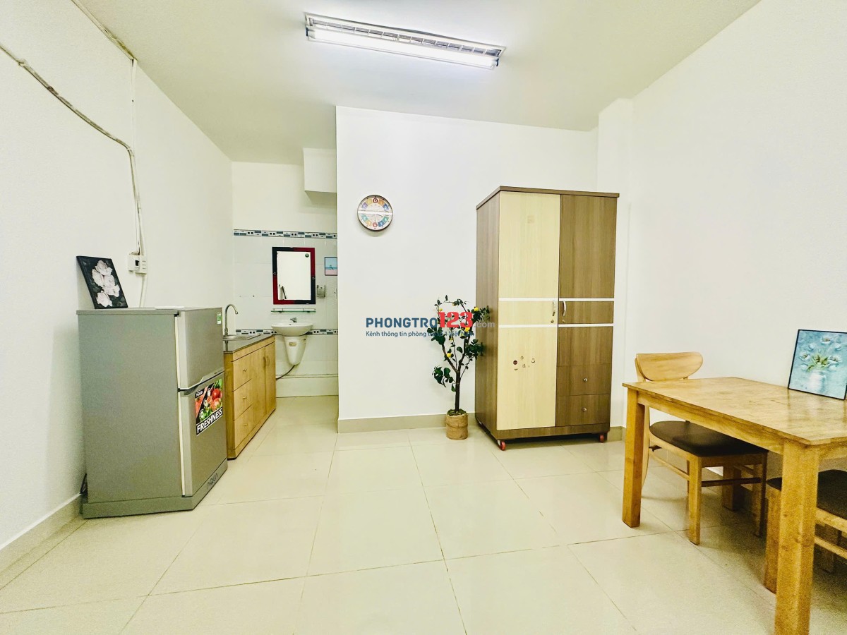 Phòng Studio đủ nội thất, 62/1A Trương Công Định Q. TânBình, Gần Etown, Chợ Hoàng Hoa Thám