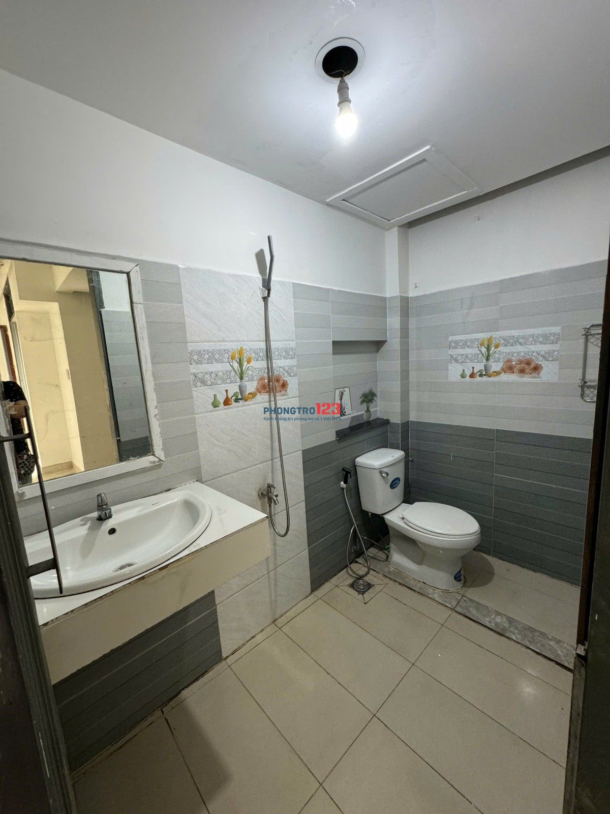 Căn hộ siêu rộng DT 70m2, 2PN, 1PK, Gian bếp riêng, 1124 Lê Đức Thọ Quận Gò Vấp