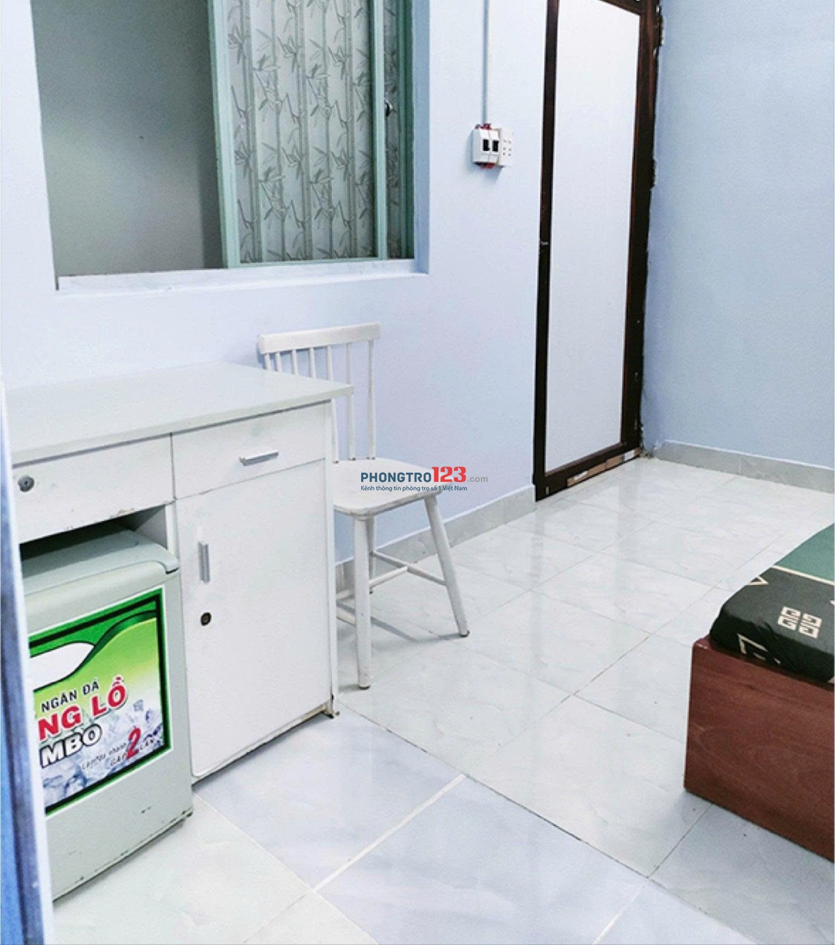 Trọ bancol sạch sẽ thoáng mát, view mặt tiền đường phố