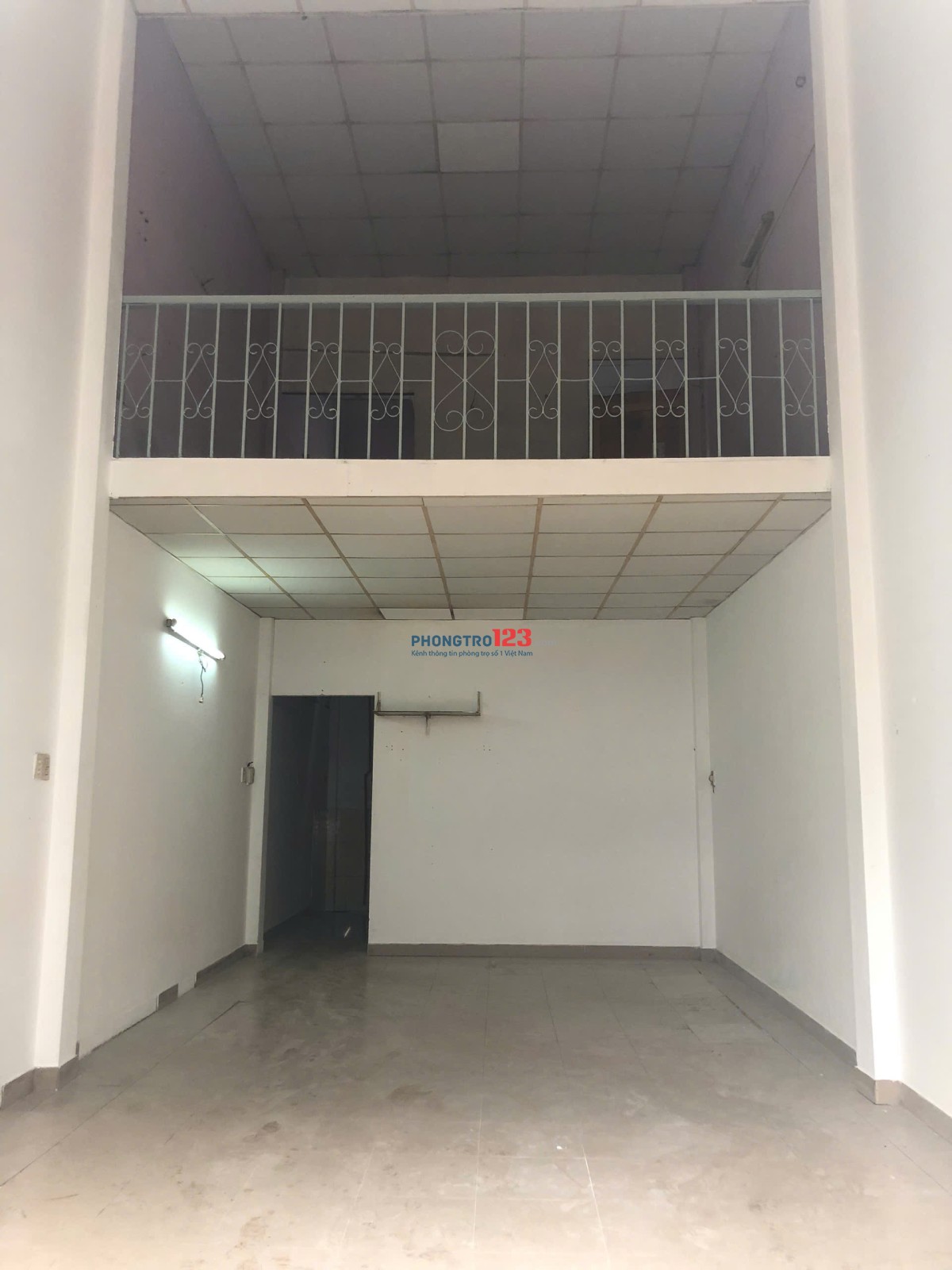 Cho Thuê nhà mặt tiền kinh doanh tiện kinh doanh đường Nguyễn Sơn - 90m2 quận Tân Phú