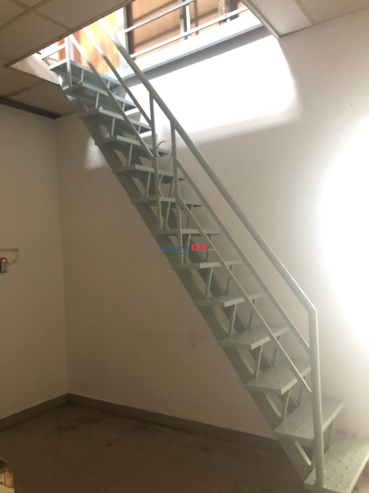 Cho Thuê nhà mặt tiền kinh doanh tiện kinh doanh đường Nguyễn Sơn - 90m2 quận Tân Phú
