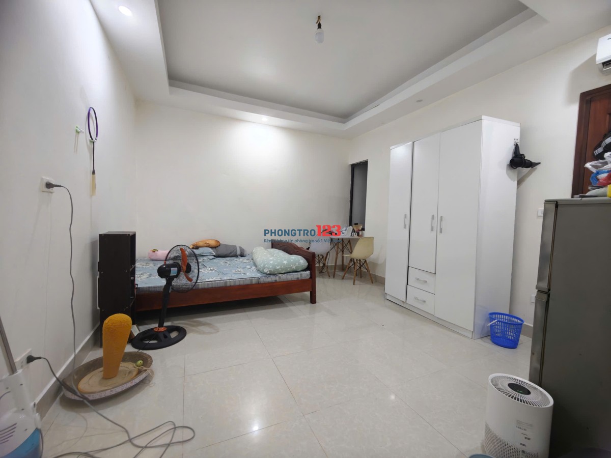 Phòng trọ số 2 ngõ 397 Phạm Văn Đồng, đủ đồ cơ bản, giảm 500k tháng đầu