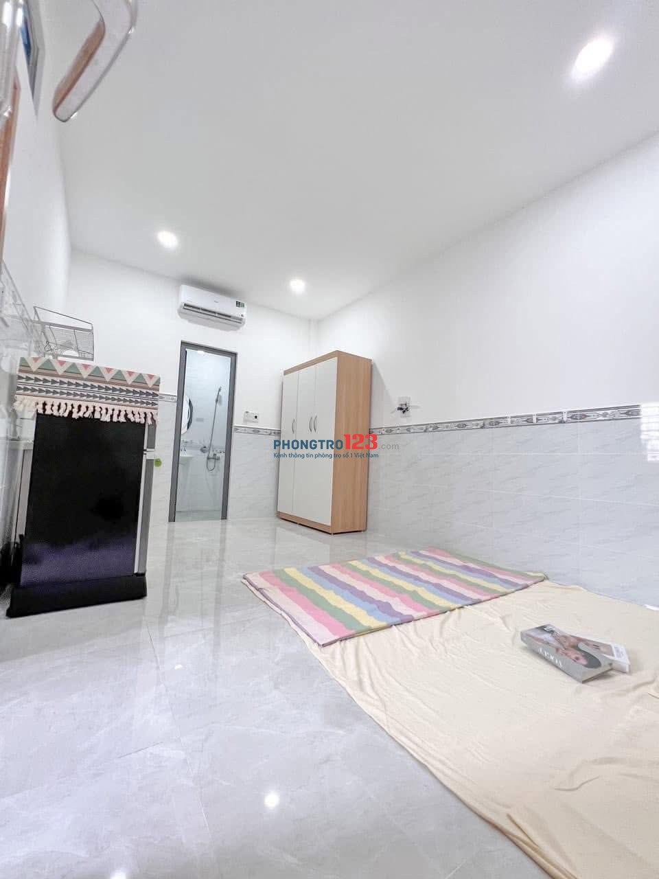 Phòng trệt máy lạnh giá rẻ gần Lê Đức Thọ, Nguyễn Oanh