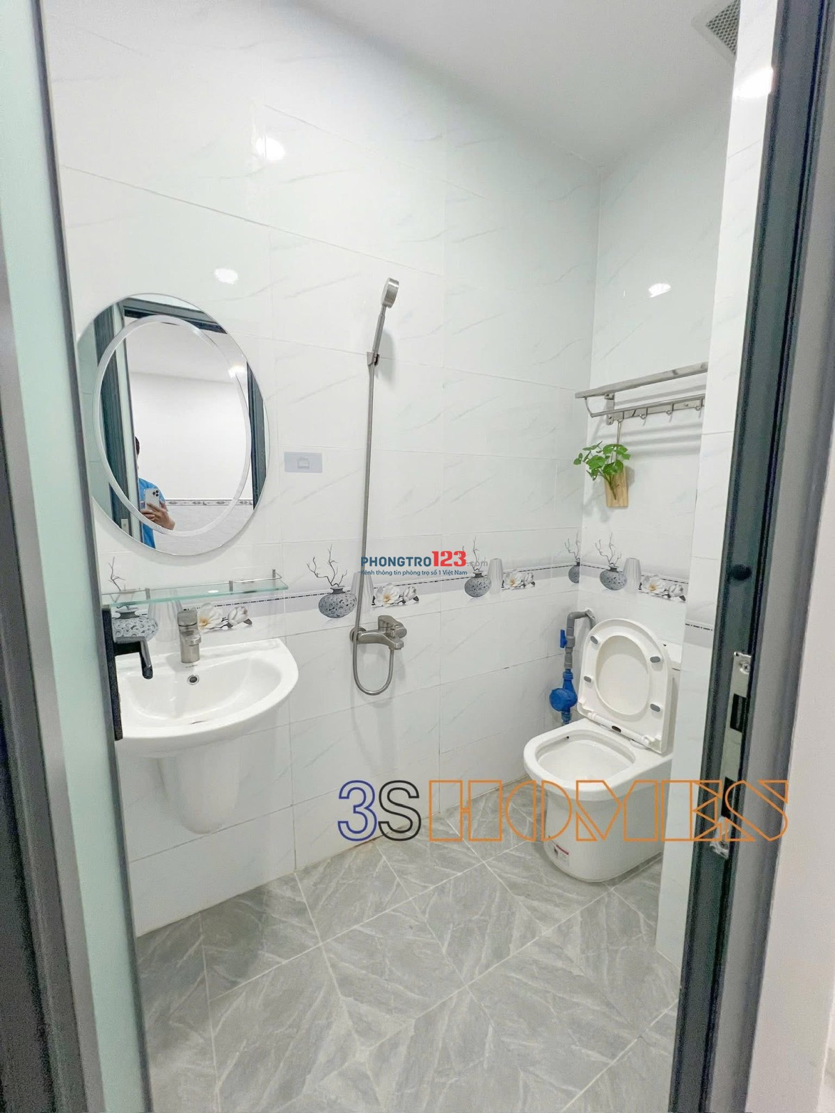 Phòng trệt máy lạnh giá rẻ gần Lê Đức Thọ, Nguyễn Oanh