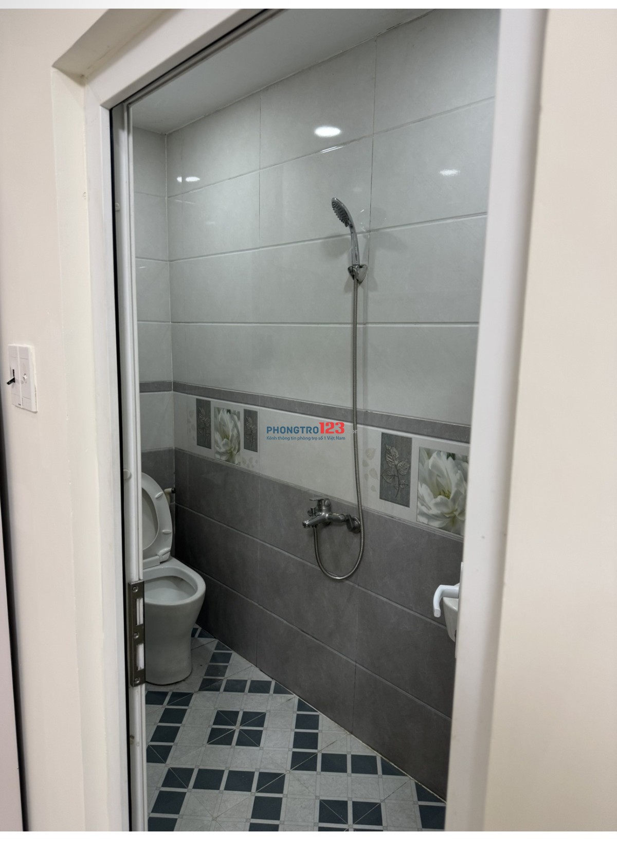 QUẬN TÂN PHÚ CHO THUÊ PHÒNG TRỌ GIÁ CHỈ 3TRIỆU - SẠCH ĐẸP, GẦN CHỢ/TRƯỜNG